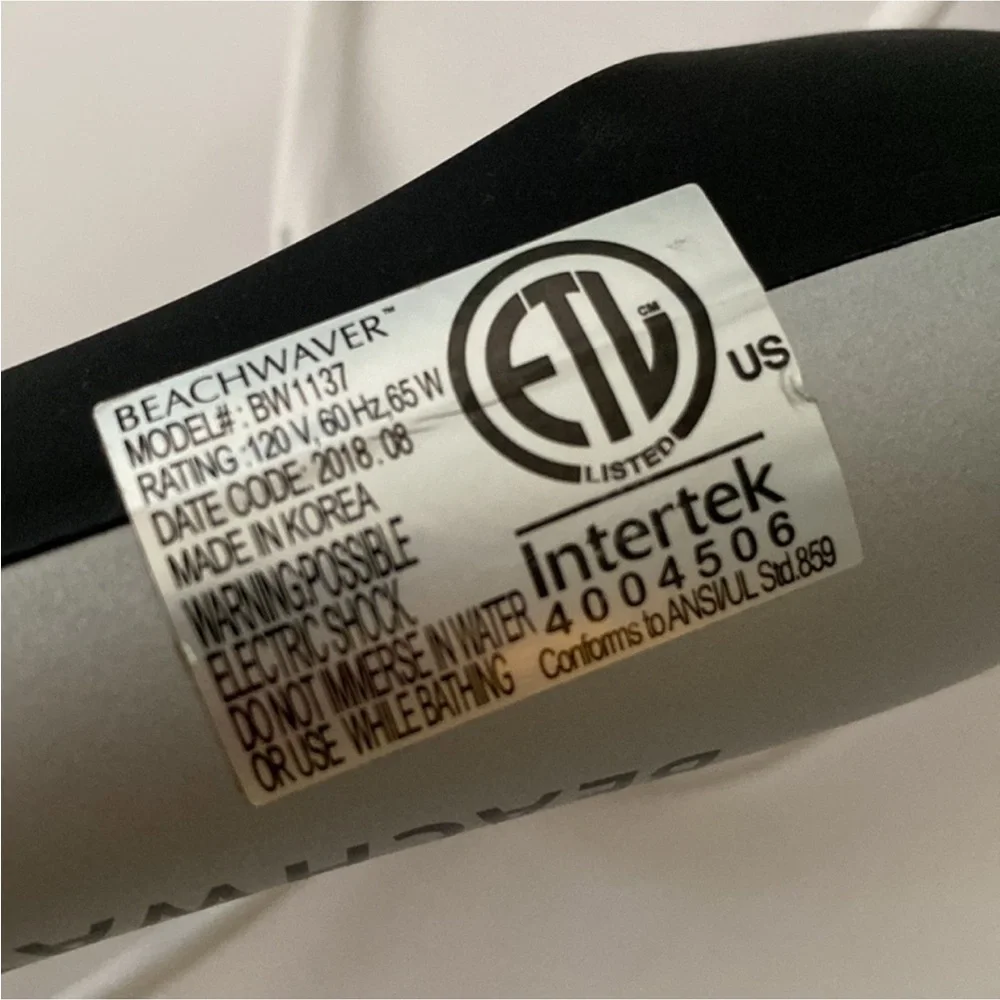 Beachwaver Curling Iron Hair Iron S1 Dual Voltage Rotating Curling Iron 1.25